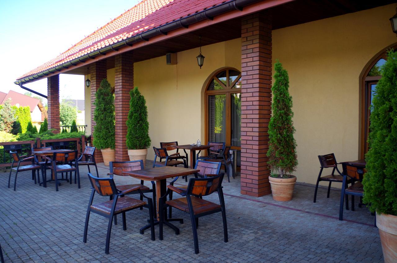 Dworek Emilli Wieliczka Bagian luar foto